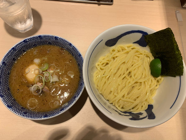 「濃厚特製つけ麺」@つじ田 渋谷フクラス店の写真