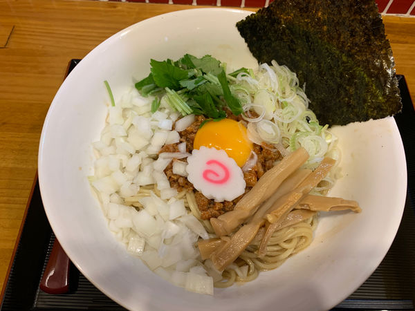 「かも油まぜそば」@中華そば かもまるの写真