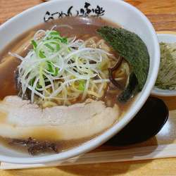 焼き醤油ラーメン+とろろ昆布