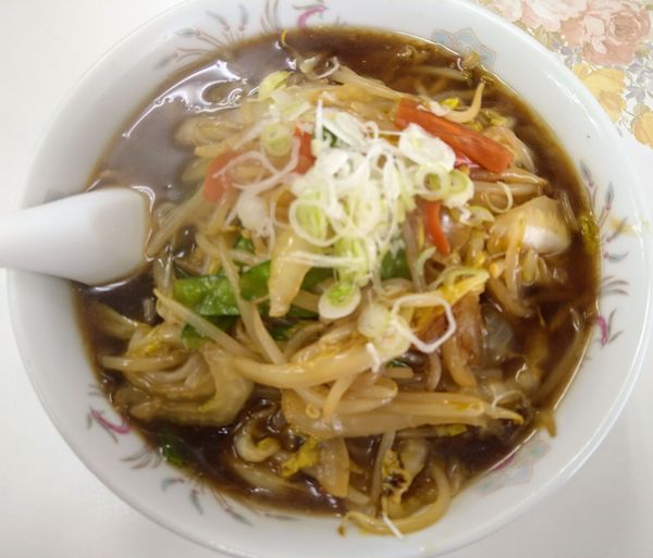 「ヤサイ山盛メン ￥600」@中華料理 阡楽の写真