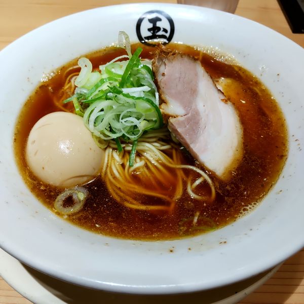 「【東京駅限定】抜群煮干しらーめん（￥1,070）」@東京煮干し らーめん 玉 東京駅店の写真