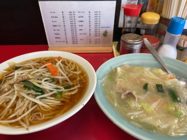 「もやしめんと中華丼」@萬来軒の写真