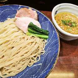 つけめん(醤油)(880円)