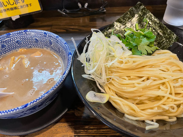 「【限定】ラムとん白湯細つけめ850円、パクチー、のり150円」@麺堂 稲葉 Kuki styleの写真