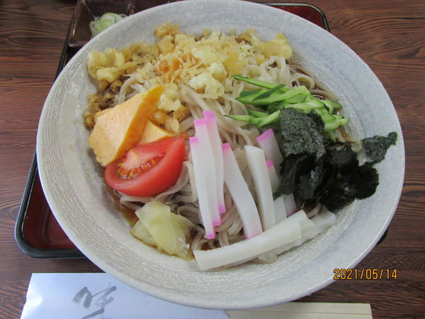 「冷やしタヌキ蕎麦 950円」@砂場の写真