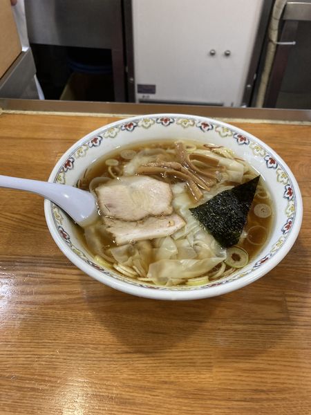 「わんたん麺」@春木屋 荻窪本店の写真