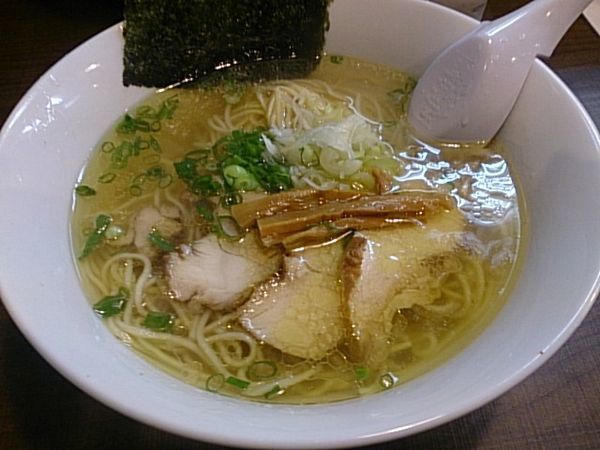 「塩そば」@自家製麺 じゃじゃ。の写真