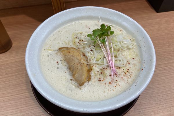 「鶏コクらーめん」@麺屋ガテンの乱 本町淀屋橋店の写真
