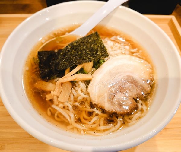 「朝ラー醤油らぁめん」@らぁめん 麺彩家の写真