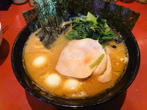 「ラーメン 海苔 うずら」@厚木家の写真