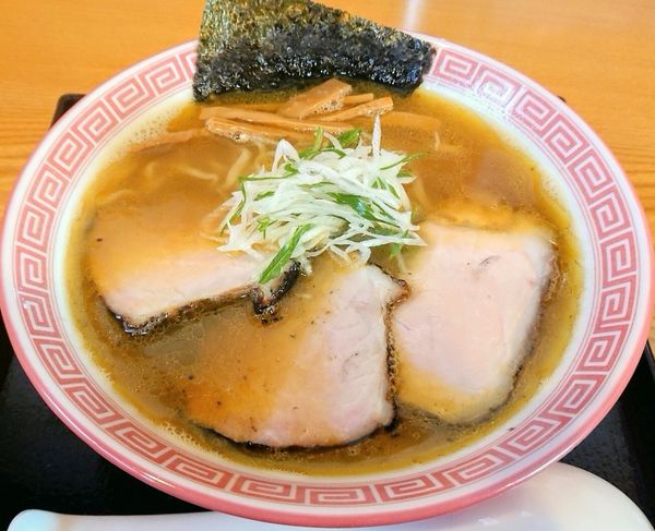 「醤油そば」@麺切り 白流の写真