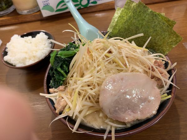 「ネギラーメン」@横浜家系ラーメンとりとんの写真