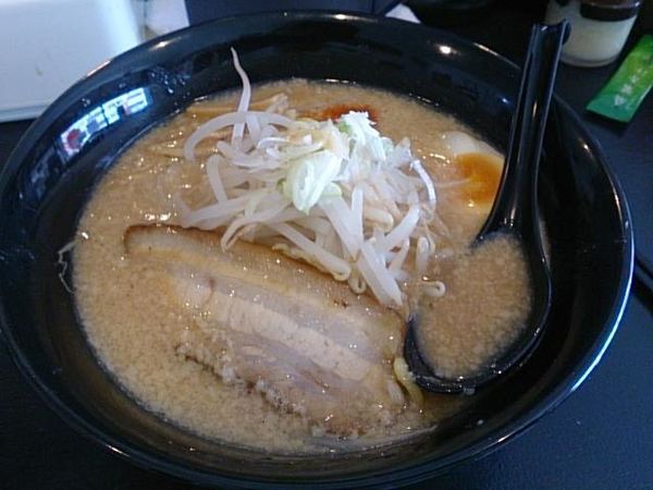 「背脂ラーメン醤油」@背脂らーめん宮本 浦安店の写真