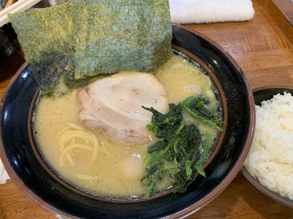 「とんこつ塩ラーメン並＋サービス小ライス」@大黒家 木場店の写真