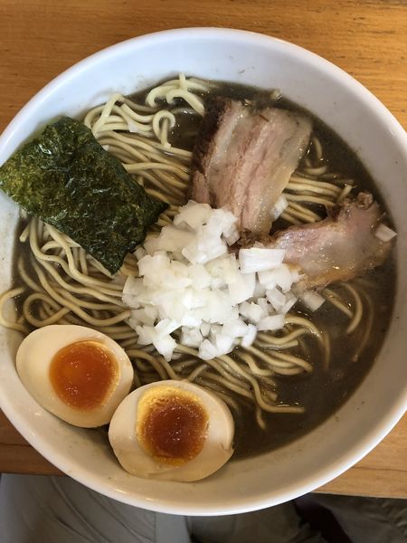 「煮干そば(大)600円➕味付玉子100円」@煮干そば とみ田の写真