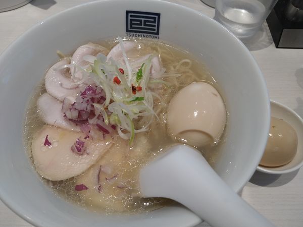 「鴨✖︎鶏 ポルチーニ香る 特製淡麗塩らーめん 美珠卵の温味」@淡麗拉麺 己巳の写真