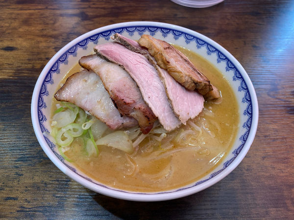 「味噌ラーメン850円+チャーシュー全部のせ400円」@味噌ラーメン 雪ぐにの写真