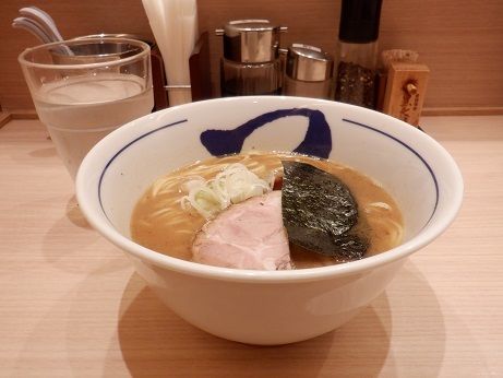 「濃厚らーめん」@つじ田 池袋西口店の写真