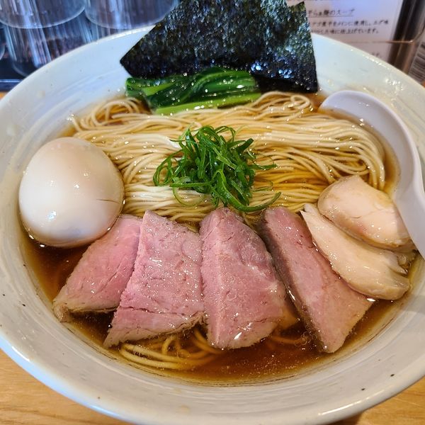 「特製醤油そば」@麺屋 さくら井の写真
