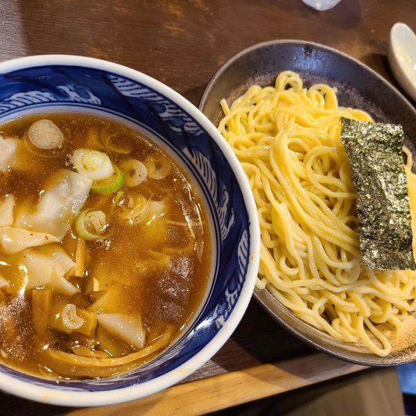 「ミックスワンタンつけめん２玉」@麺屋 はやしまるの写真