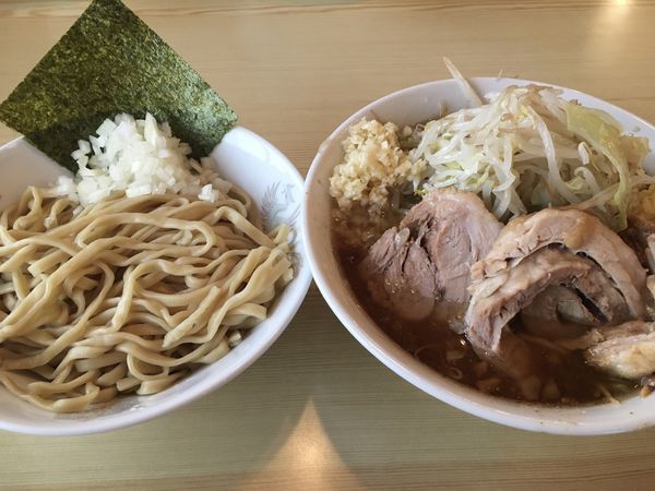 「豚骨魚介つけ麺　930円」@ラーメン 滋悟郎の写真
