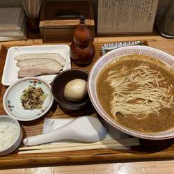 炭火焼き濃厚中華蕎麦　甘海老