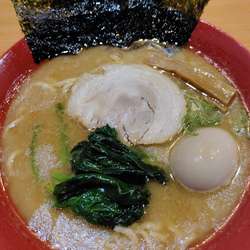 武闘家（豚骨醤油ラーメン）