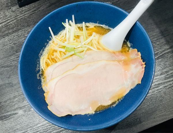 「カニ豚骨＋無限ニンニクの和え玉」@カニトン 東神奈川店の写真