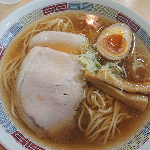 「煮干しらーめん880円」@煮干鰮らーめん 圓 名古屋大須店の写真