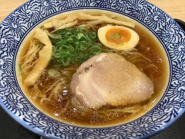 「芳醇醤油中華そば　780円」@鶏だし 中華そば 百蔵の写真