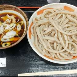肉汁うどん　600g(920円)