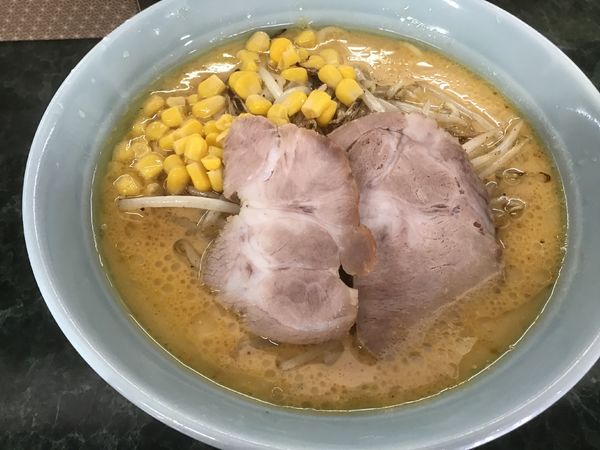 「味噌ラーメン800円(硬め濃いめ油多め)」@横浜寺田家ラーメン 北柏店の写真