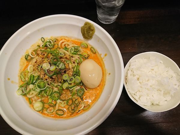 「汁なし坦々麺」@尾道らーめん めでたい屋の写真