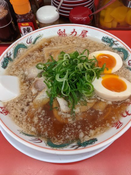 「特製醤油味玉ラーメン」@ラーメン魁力屋 武蔵村山店の写真
