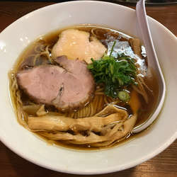 醤油そば　830円