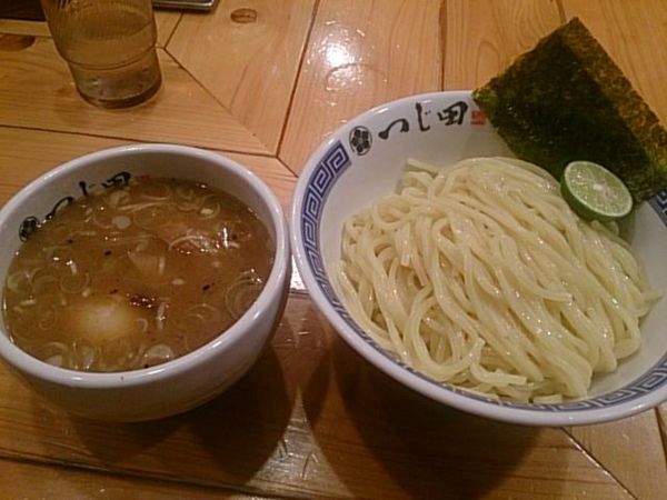 「濃厚味玉つけ麺」@つじ田 飯田橋店の写真