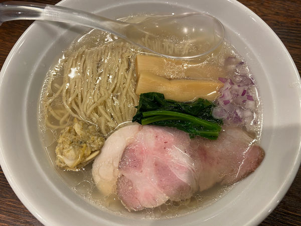 「貝出汁塩そば」@貝出汁 中華そば 竹祥の写真