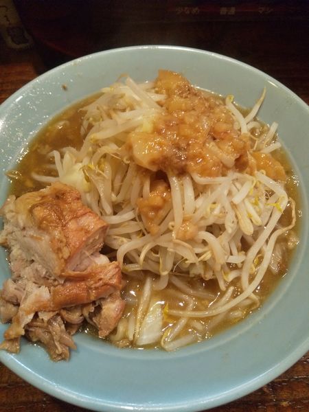 「小ラーメン800円(ニンニク抜き、ヤサイ、アブラ普通)」@立川マシマシの写真