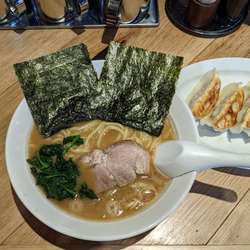 とんこつらーめん しょうゆ