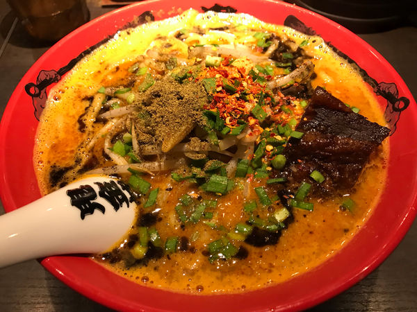 「カラビシ味噌らー麺(カラ増し、シビ増し)」@カラシビ味噌らー麺 鬼金棒の写真