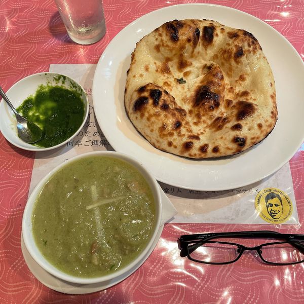「白チキンカレー（Chicken rezala）」@リムの写真