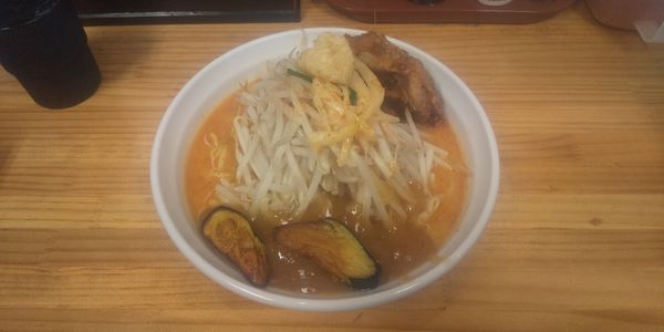 「あんかけ拉麺」@旨辛ラーメン 表裏 市ヶ谷本店の写真