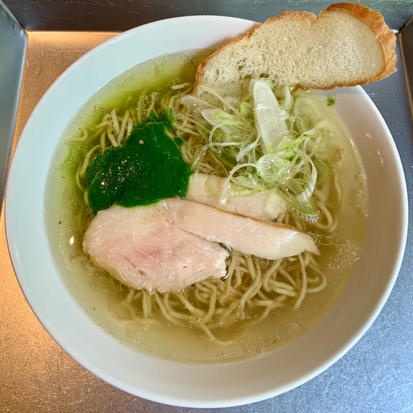 「ニラのクリア塩ラー麺（900円）」@ニシムラ麺の写真