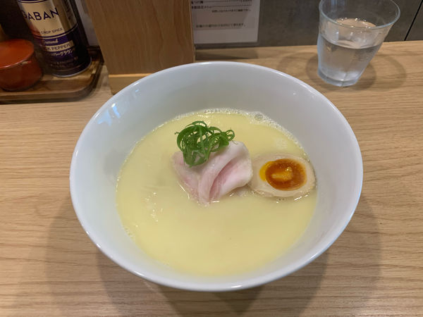 「鶏白湯ラーメン」@らーめんMAIKAGURAの写真