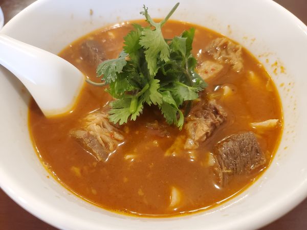 「台灣牛肉麺」@台湾菜館の写真