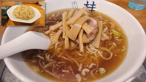 「【昼】ラーメン小+メンマのせ+半チャーハン」@煮干しだし醤油ラーメン 桂の写真