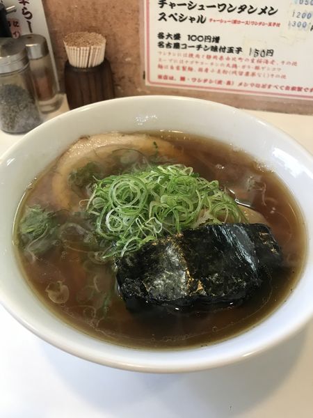 「ラーメン醤油」@支那そばや 相模原店の写真