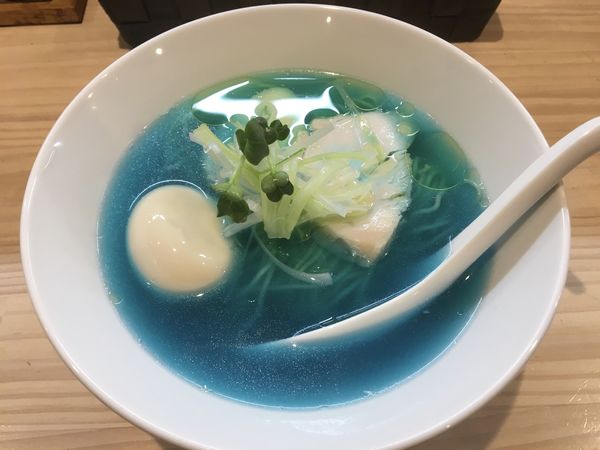「鶏清湯 青　900円」@濃厚鶏出汁拉麺 吉法師 KIPPOSHIの写真