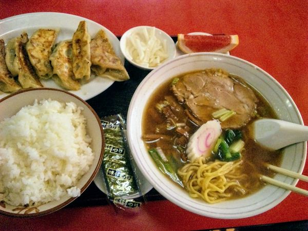 「ラーメン餃子セット」@中華料理 喜楽の写真