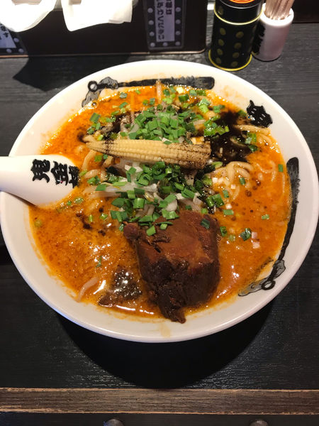 「カラシビ味噌らー麺 900円」@カラシビ味噌らー麺 鬼金棒 池袋店の写真
